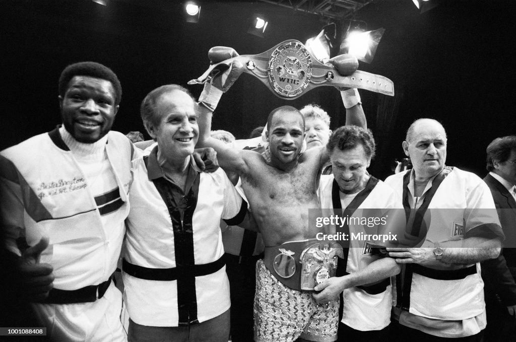 WBC and IBF, welterweight title fight between Lloyd Honeyghan and