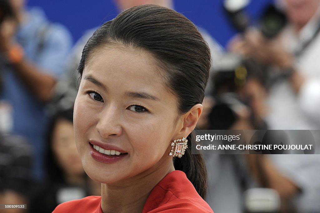 South Korean actress Ye Jiwon poses duri