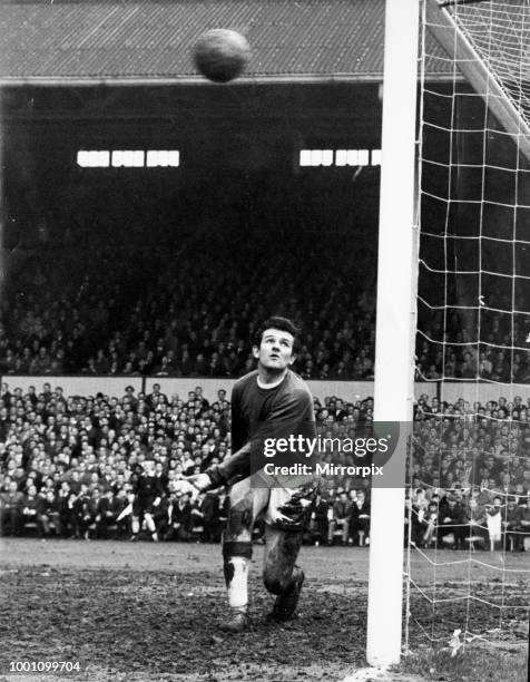 Tottenham 7 v Liverpool 2 Liverpool Goal keeper Tommy Lawrence in action, 15th April 1963.