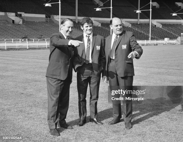 Salford Red Devils rugby league team members inspect the pitch at Wembley Stadium ahead of their Challenge Cup Final match against Castleford....