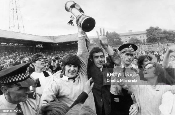 Newcastle United Homecoming after winning 1969 Inter-Cities Fairs Cup, with a 6-2 aggregate win over Ujpest FC of Hungary, Thursday 12th June 1969,...