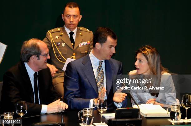 Prince Felipe of Spain and Princess Letizia of Spain deliver Caja Madrid Post Grade Grants at the Reina Sofia museum on May 21, 2010 in Madrid, Spain.