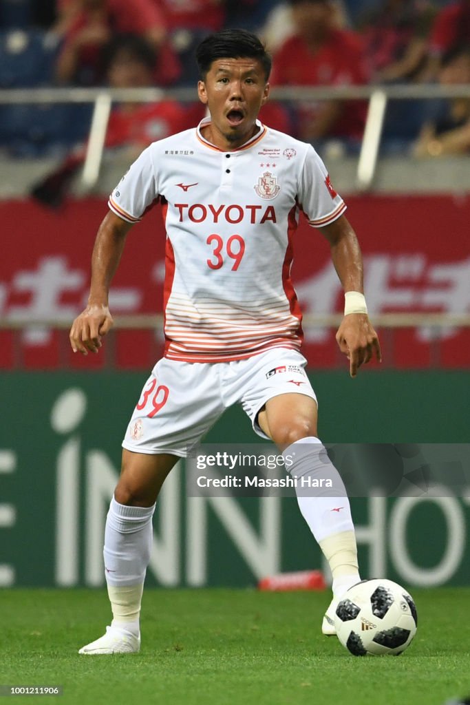 Urawa Red Diamonds v Nagoya Grampus - J.League J1