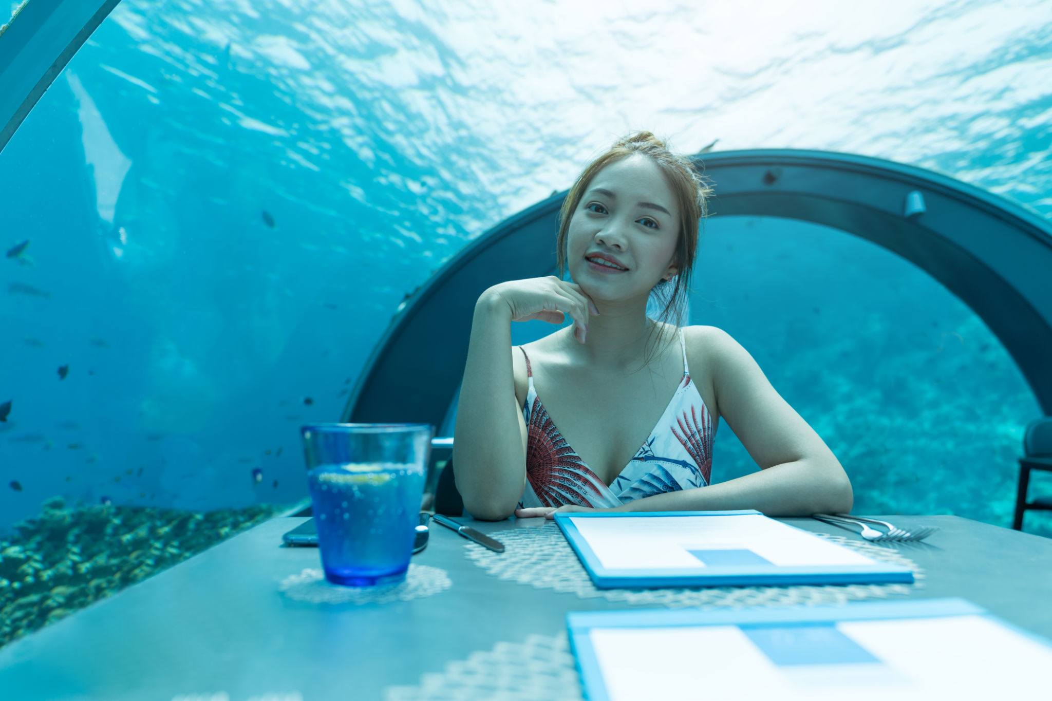 underwater restaurant