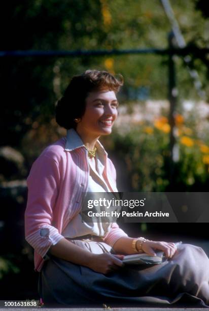 Donna Reed Biography 2,336 Donna Reed Photos & High Res Pictures - Getty Images