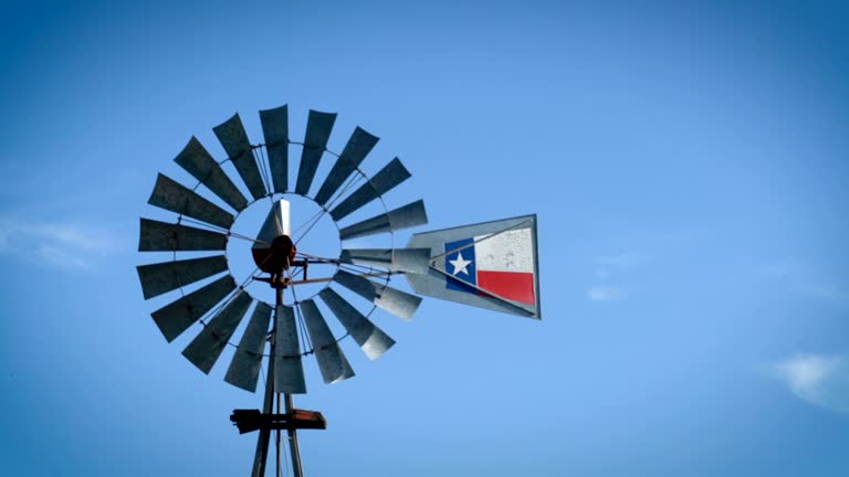 Windmill Video 2,620 Wind Mill Old Stock Videos, Footage, & 4K Video Clips - Getty Images