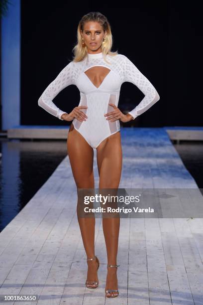 Model walks the runway for Aqua Blu during the Fashion Palette Miami Australian Swim Show SS19 at The Setai Miami Beach on July 15, 2018 in Miami...