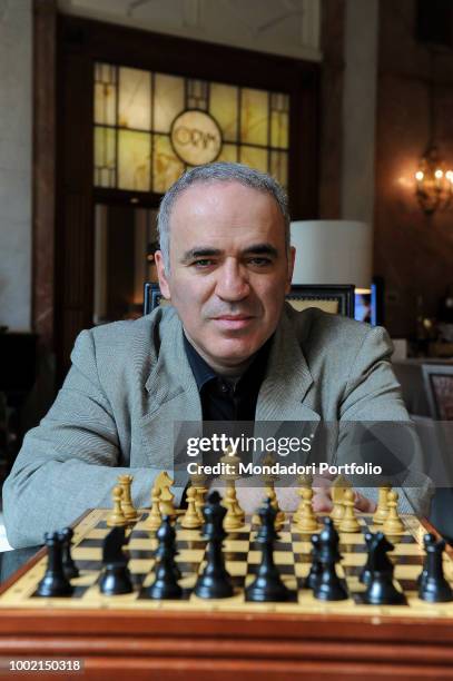 Signed Kasparov v Short 1987. Speed Chess Challenge. London -  Portugal