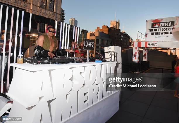 Johnson and DJ Kiss help #AbsolutAmerica mix up the summer party scene by celebrating all backgrounds, borders and beliefs with the Best Cocktail in...