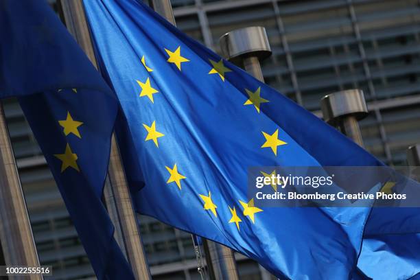 the headquarters of the european commission - berlaymont stock-fotos und bilder