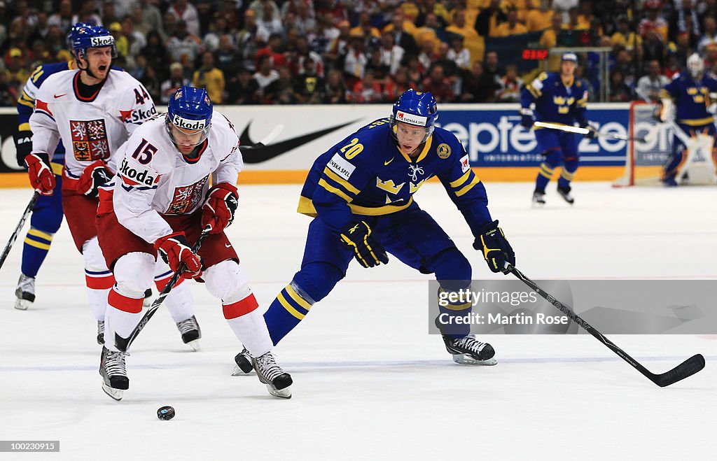 Sweden v Czech Republic - 2010 IIHF World Championship