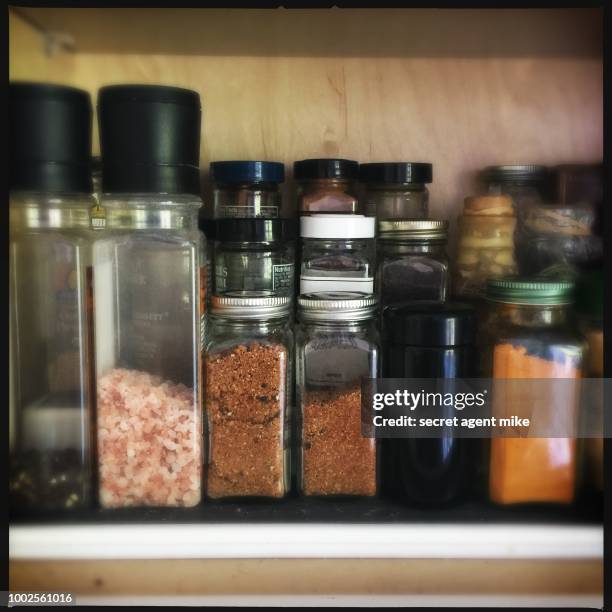 spice cabinet - sal de cozinha - fotografias e filmes do acervo