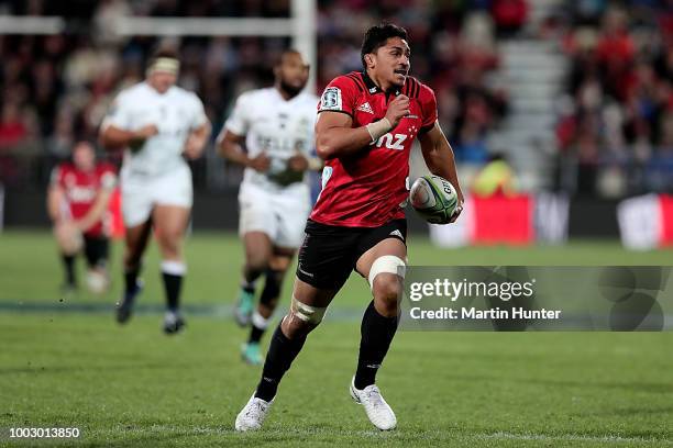 Pete Samu of the Crusaders breaks away to score a try during the Super Rugby Qualifying Final match between the Crusaders and the Sharks at AMI...