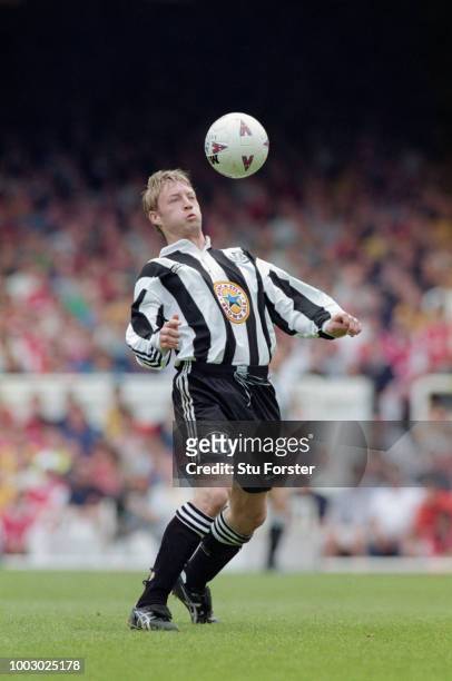 Newcastle United player David Batty in action during a Premier League match between Arsenal and Newcastle United at Highbury on May 3, 1997 in...