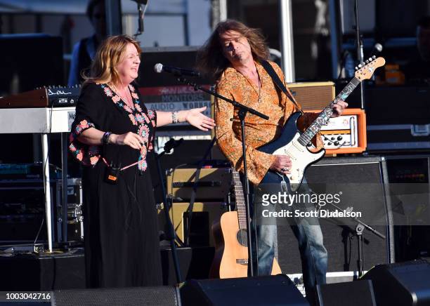 Musicians Deborah Bonham and Ian Hatton perform onstage during the 'Stars Align Tour at Five Points Amphitheatre on July 20, 2018 in Irvine,...