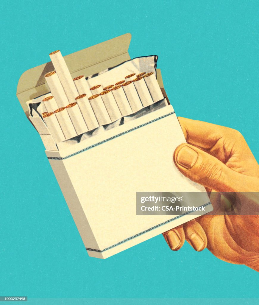 Paket cigaretter