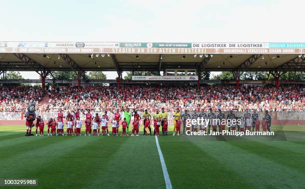 Teams with children before the test match between Union Berlin and FC Girondins Bordeaux at Stadion an der alten Foersterei on July 21, 2018 in...