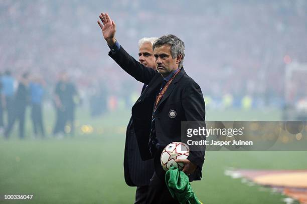 Head coach Jose Mourinho of Inter Milan celebrates his team's victory at the end of the UEFA Champions League Final match between FC Bayern Muenchen...