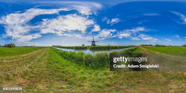 vintage windmühlen der niederlande (360-grad-hdri panorama) - high dynamic range imaging stock-fotos und bilder