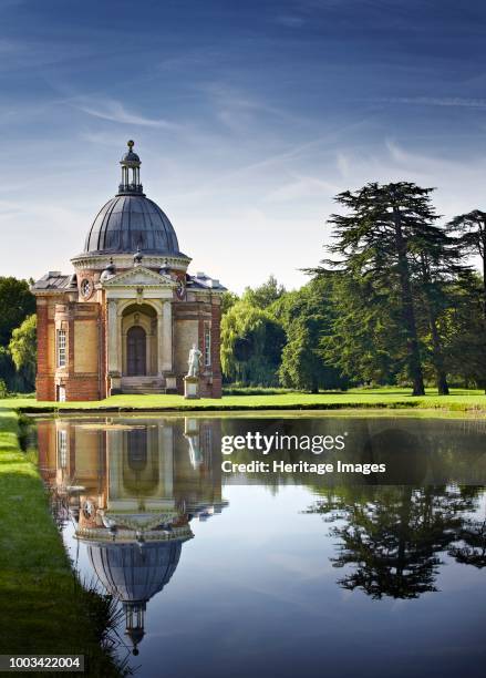 Long Water and the Pavilion, Wrest Park Gardens, Silsoe, Bedfordshire, circa 2000-circa 2017. View across Long Water, towards the domed Baroque...