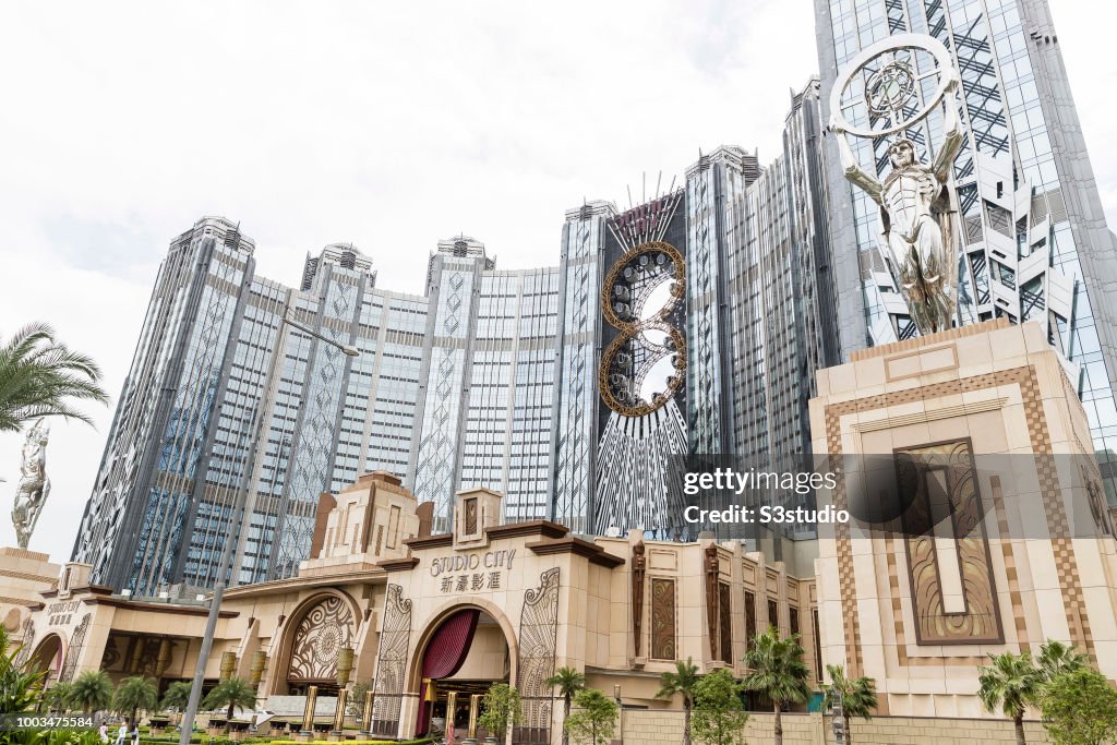 Macau Casino Features