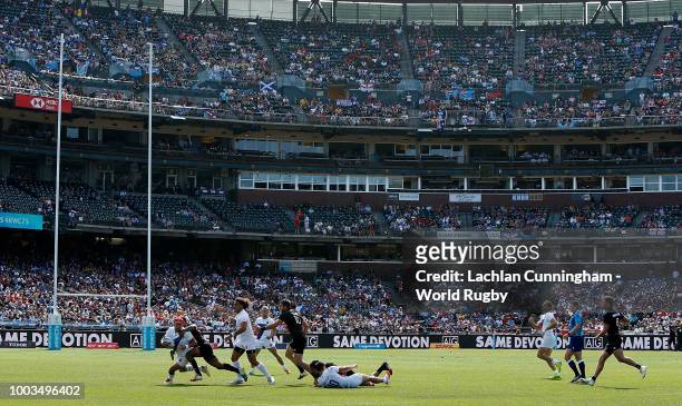 General view of play during the match between France and New Zealand on day two of the Rugby World Cup Sevens at AT&T Park on July 21, 2018 in San...