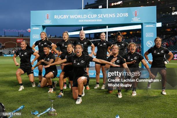 New Zealand players perform the Haka after winning the Championship match against France to win the 2018 Woman's Rugby World Cup Sevens at AT&T Park...