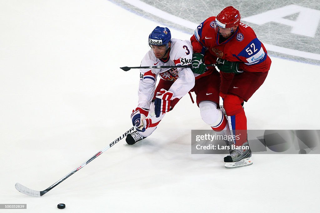 Russia v Czech Republic - 2010 IIHF World Championship