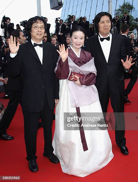 Producer Jun-dong Lee, actress Jeong-hee Yoon and Chang-Dong Lee of the film "Poetry" attend the Palme d'Or Award Closing Ceremony held at the Palais...