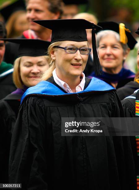 Meryl Streep attends the Vassar College 2010 commencement at Vassar College on May 23, 2010 in Poughkeepsie, New York.