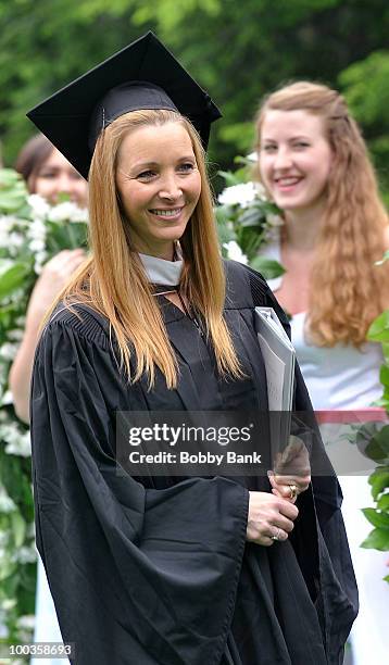 Lisa Kudrow attends the Vassar College commencement at Vassar College on May 23, 2010 in Poughkeepsie, New York.