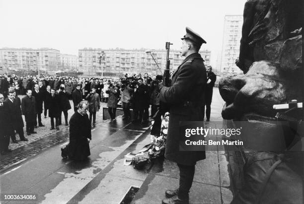 Willy Brandt German Chancellor in Warsaw Dec 12 1970 falling to his knees at Memorial.