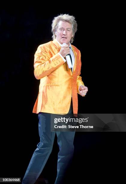 Rod Stewart performs on stage at National Indoor Arena on May 22, 2010 in Birmingham, England.