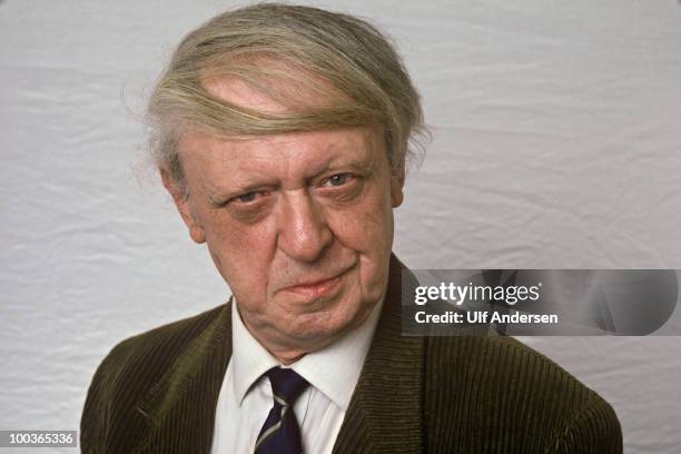 English writer Anthony Burgess , poses to promote his book at a portrait sitting. On January 24, 1983.