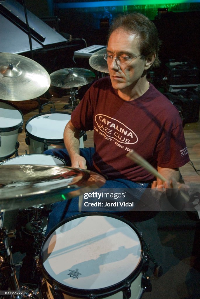 Vinnie Colaiuta Plays In Barcelona