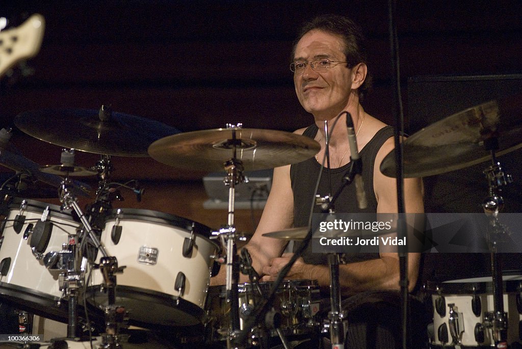 Vinnie Colaiuta Plays In Barcelona