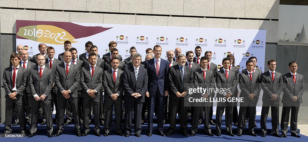 Spain's Prince Felipe (C) poses with the