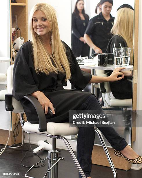 Ali Fedotowsky at Gavert Atelier salon on May 22, 2010 in Beverly Hills, California.