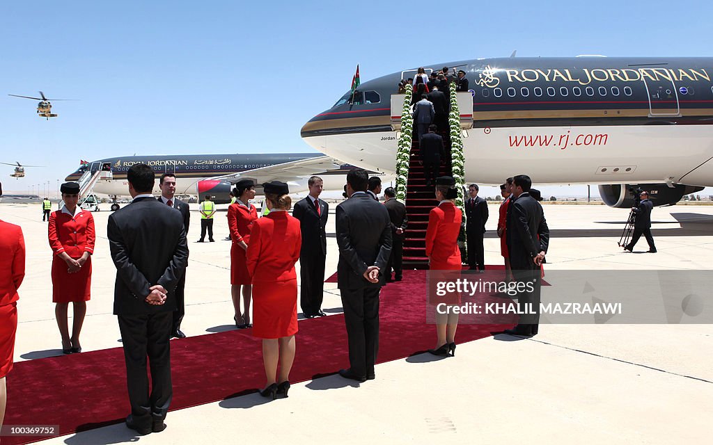 Jordanian flight attendants participate