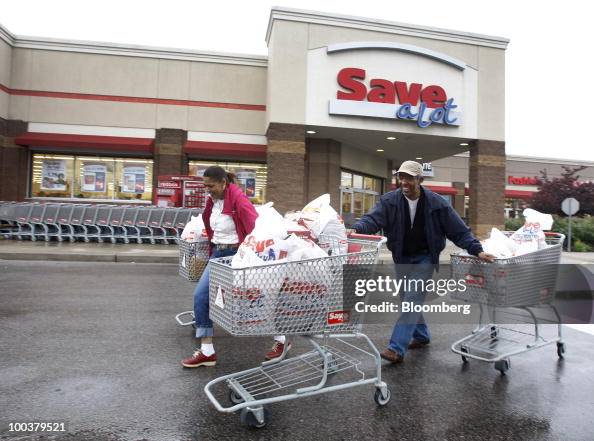 Supervalu Inc.'s Save-A-Lot To Expand In "Urban Food Desert" Areas Supervalu Inc.'s Save-A-Lot To Expand In "Urban Food Desert" Areas