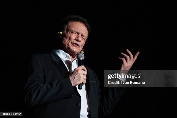 984 Massimo Ranieri Photos & High Res Pictures - Getty Images