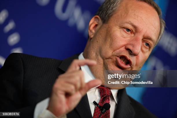 White House National Economic Council Director Lawrence Summers delivers remarks at the Johns Hopkins University Paul H. Nitze School of Advanced...