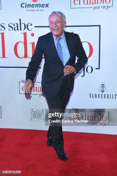 Patricio Castillo poses for photos during the red carpet of the movie 'Mas Sabe El Diablo por Viejo' at Cinemex Antara Polanco on July 19, 2018 in...