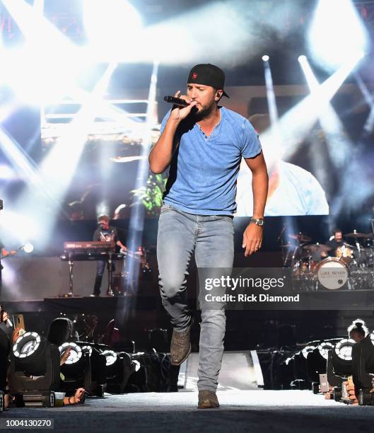 Singer/Songwriter Luke Bryan performs during Country Thunder - Day 4 on July 22, 2018 in Twin Lakes, Wisconsin.