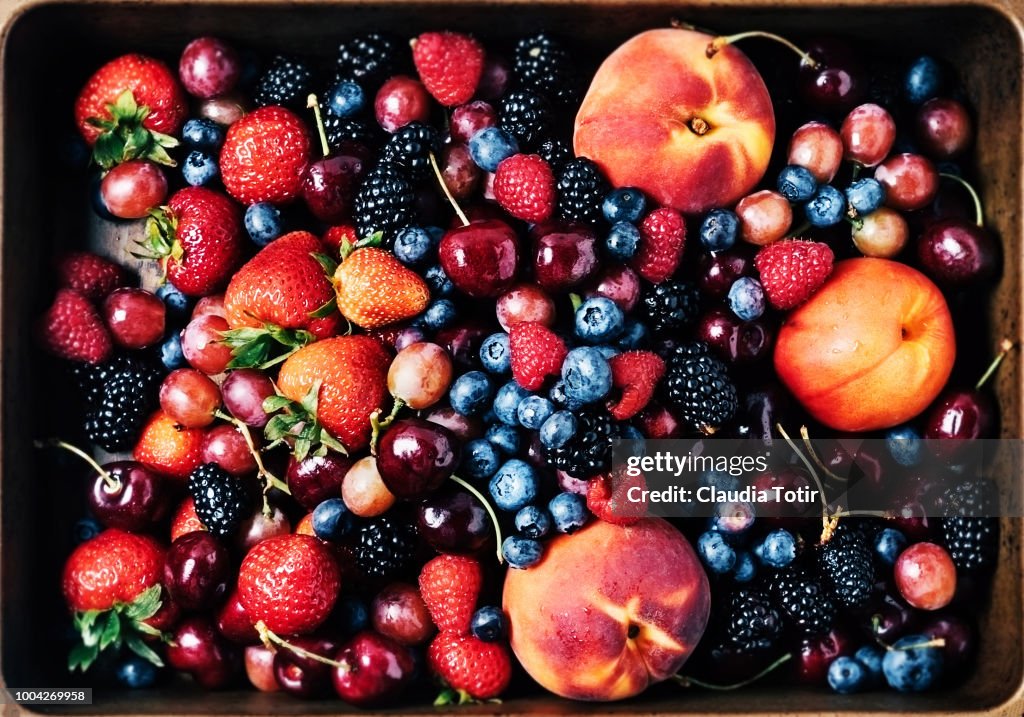 Fresh fruits (carry, berries, peaches)