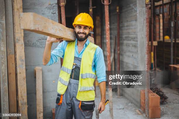 long plank support for concrete and armature - mason stock pictures, royalty-free photos & images