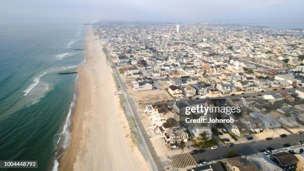 new jersey coast line at the shore - new jersey beach stock pictures, royalty-free photos & images