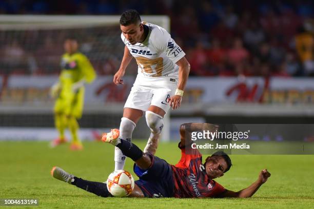 Pablo Barrera of Pumas fights for the ball with Jesus Paganoni of Veracruz during the 1st round match between Veracruz and Pumas UNAM as part of the...