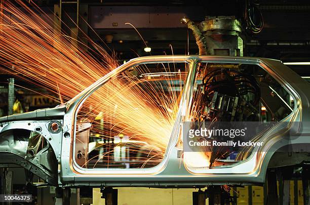 car manufacturing plant in france - chassis stock pictures, royalty-free photos & images