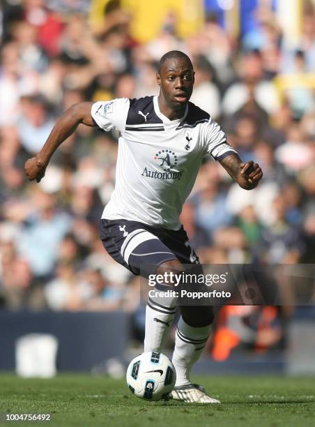 Ledley King of Tottenham Hotspur in action during the Barclays Premier League match between Tottenham Hotspur and Wolverhampton Wanderers at White...